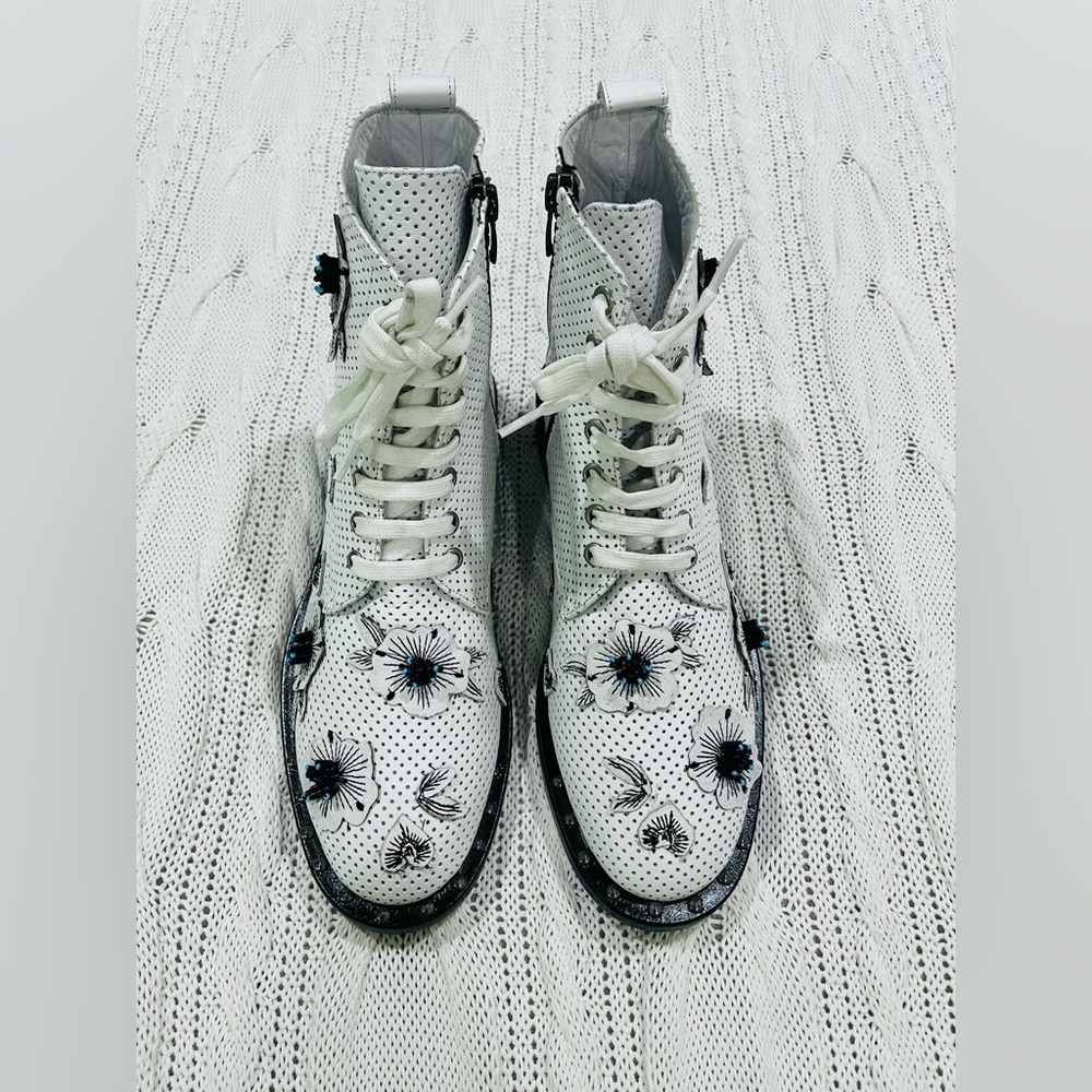 MAGZA White Genuine Leather Ankle Boots – Floral Appliqué & Perforated Design - Picture 3 of 15